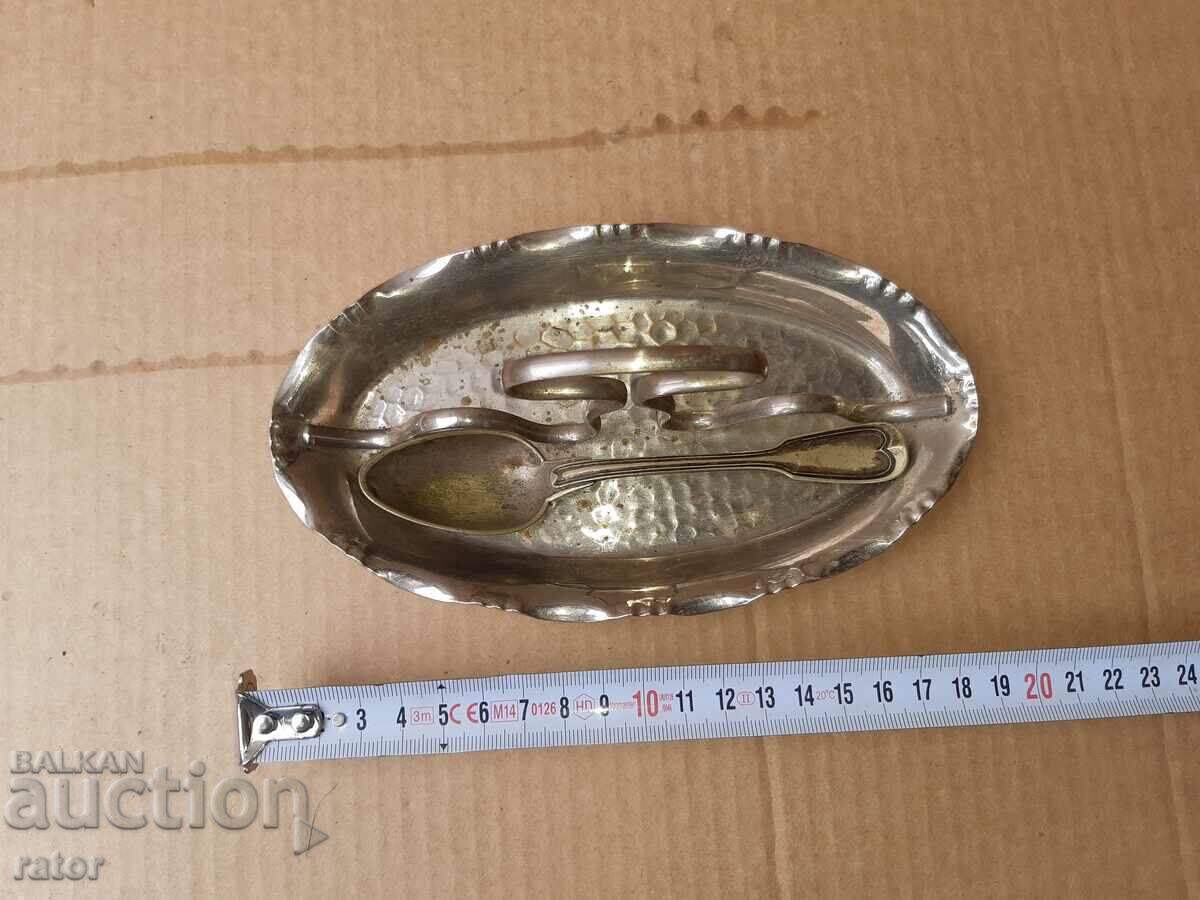 Livrarea Vas vechi, vas, lingură - vechi de 100 de ani Livrarea Vas vechi, vas, lingură - vechi de 100 de ani