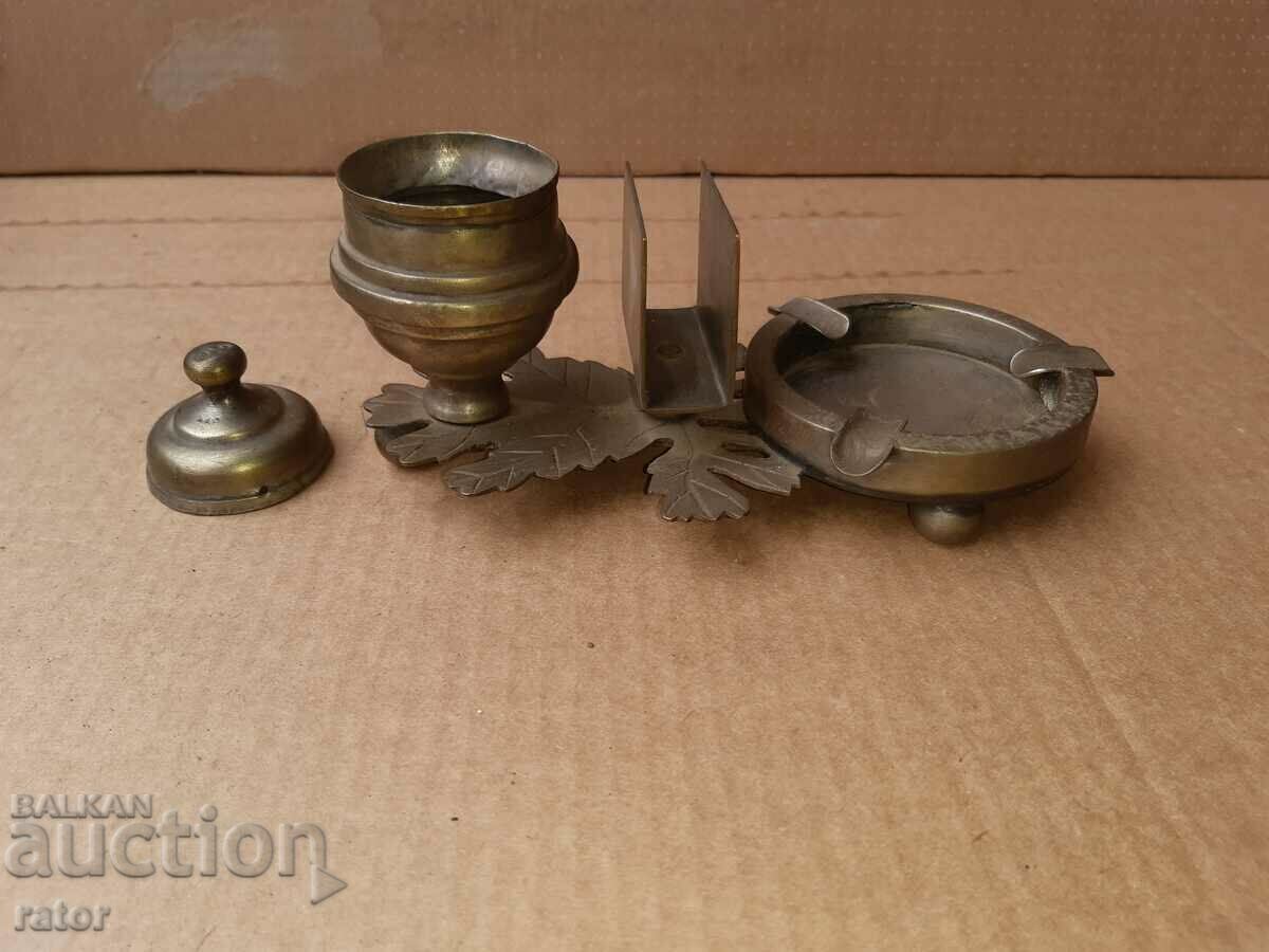 Old silver-plated ashtray, cigarette case, match - 100 years old with price 34.00 BGN | € 17.38 Old silver-plated ashtray, cigarette case, match - 100 years old with price 34.00 BGN | € 17.38