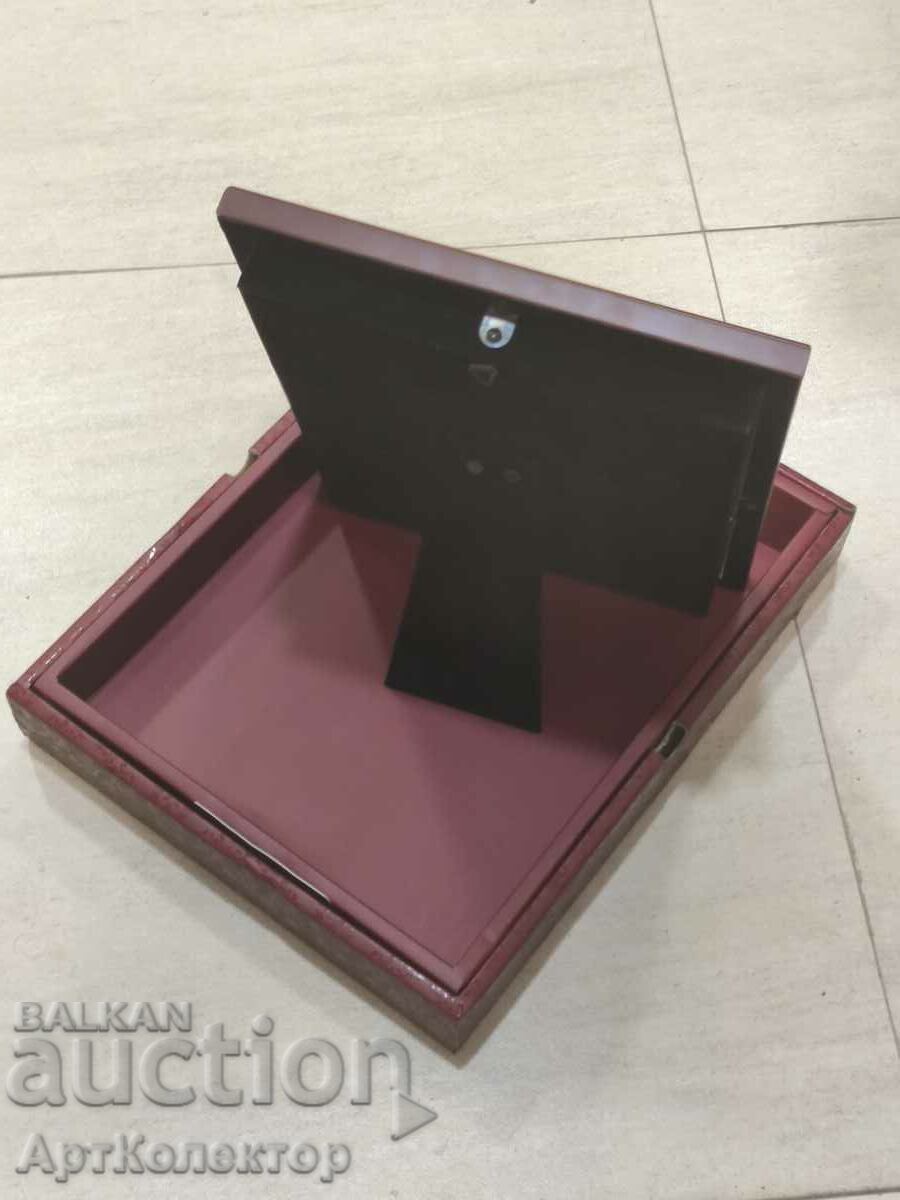 Delivery of Gold picture owl 24 Karat Delivery of Gold picture owl 24 Karat