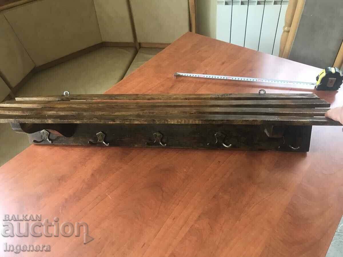 Umeraș Umeraș PERETE LEMN ANTICH CU RAFT - 6 Umeraș Umeraș PERETE LEMN ANTICH CU RAFT - 6