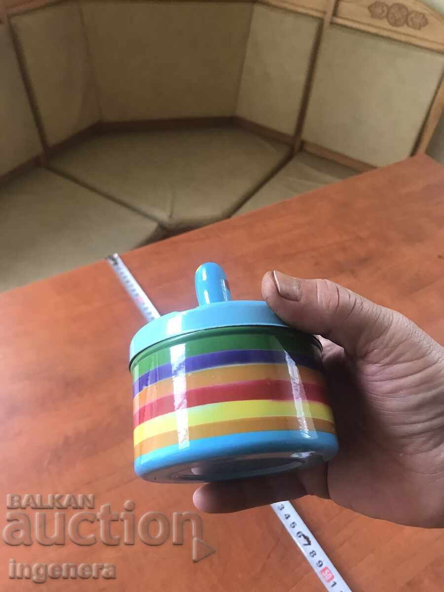 Livrarea SCRUMIERĂ METALĂ REZISTENTĂ LA VANT