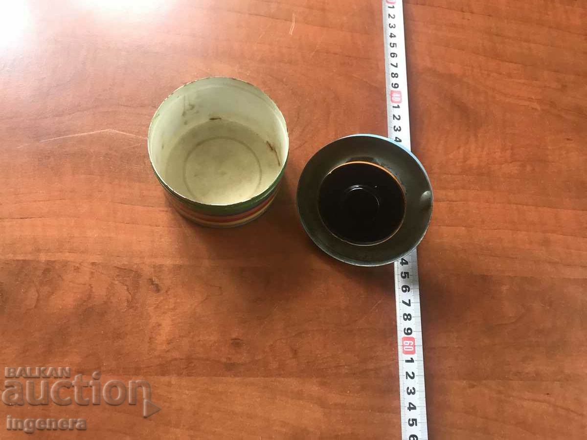 SCRUMIERĂ METALĂ REZISTENTĂ LA VANT - 5