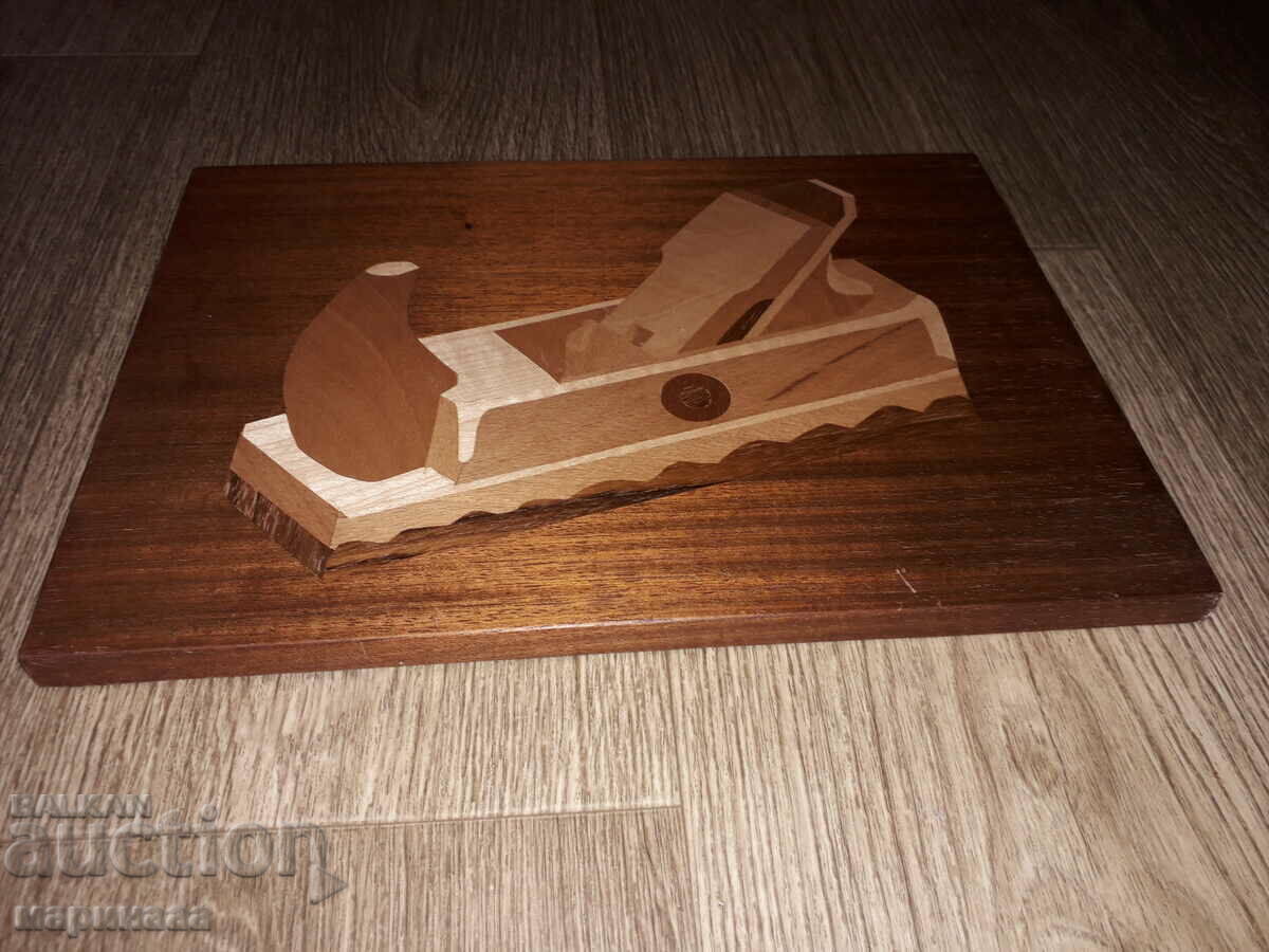 PANOU VECHI. INTARSIE cu preț € 5.11 | 9.99 BGN