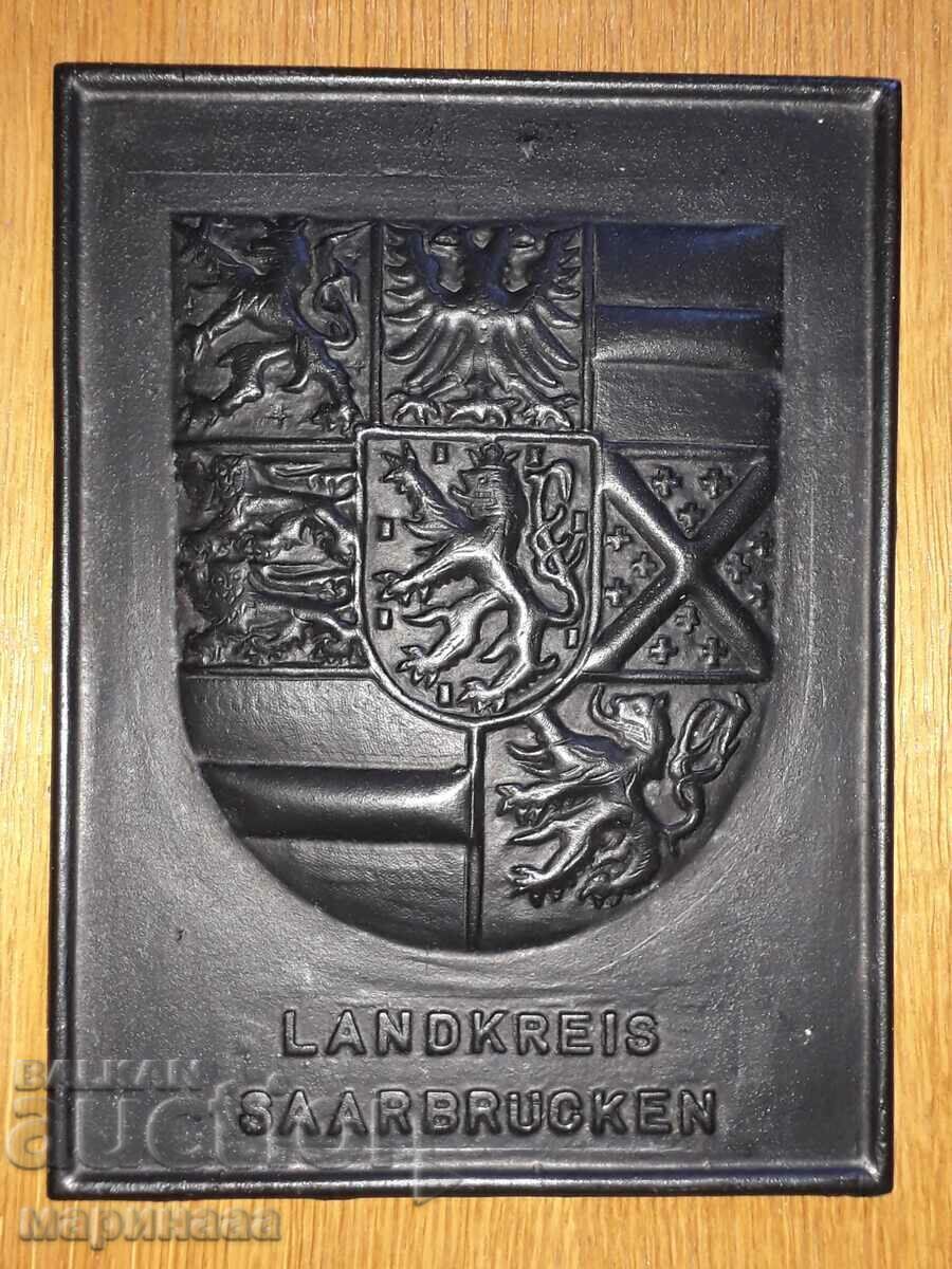 OLD LARGE PANEL. CAST IRON, WOOD. 2.138 KG with price 12.00 BGN | € 6.14 OLD LARGE PANEL. CAST IRON, WOOD. 2.138 KG with price 12.00 BGN | € 6.14