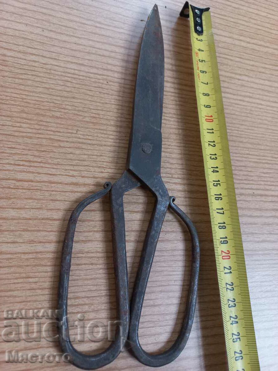 2 pcs. Markings forged scissors old.