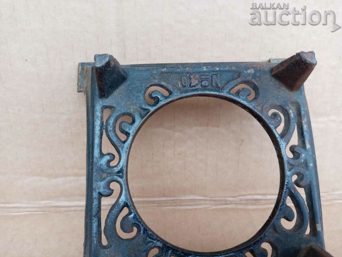 Auction  HARRAS #10 cast iron base primus lamp 30s