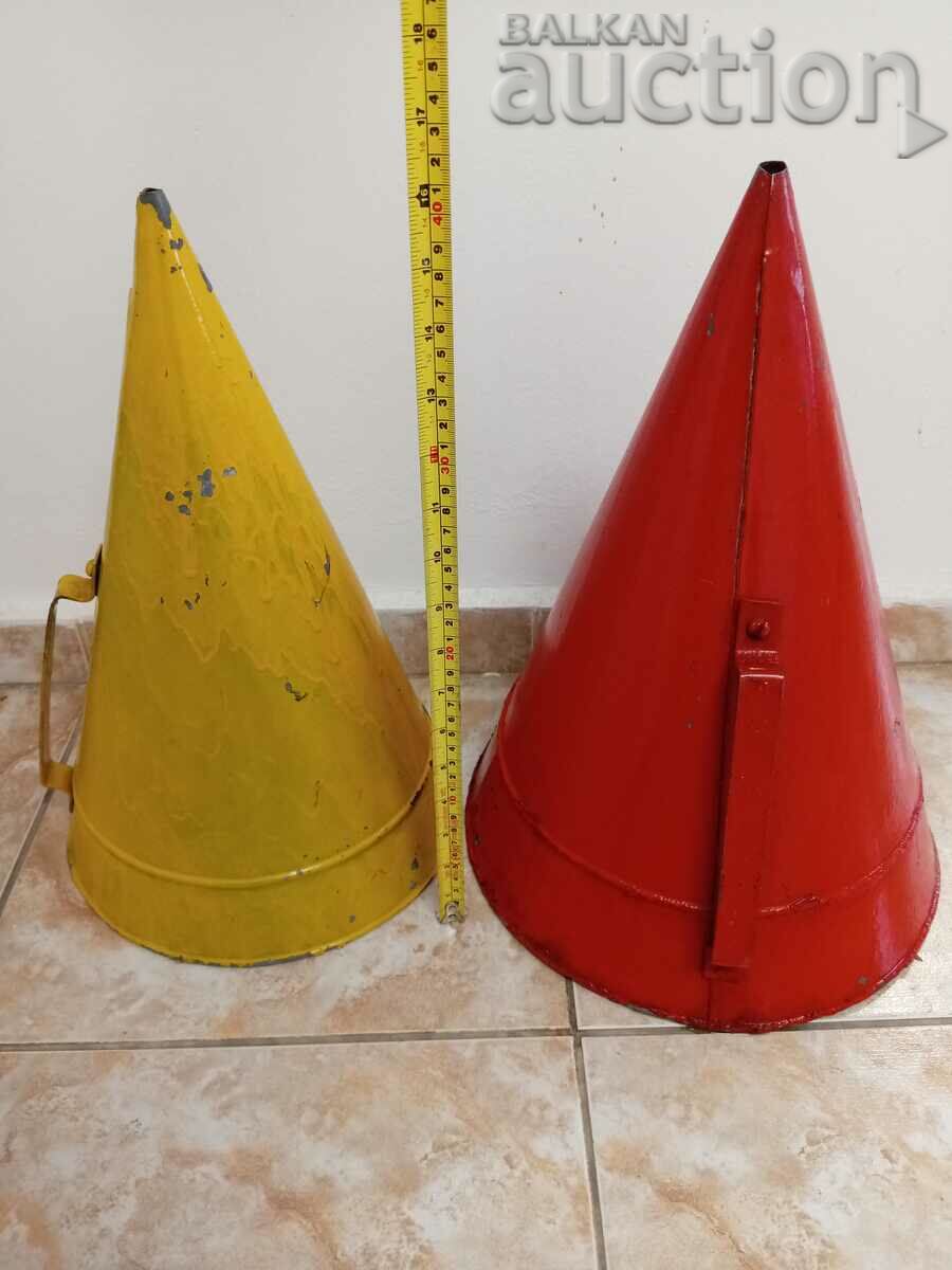 Παράδοση vintage fair χωνάκια από τη δεκαετία του '60