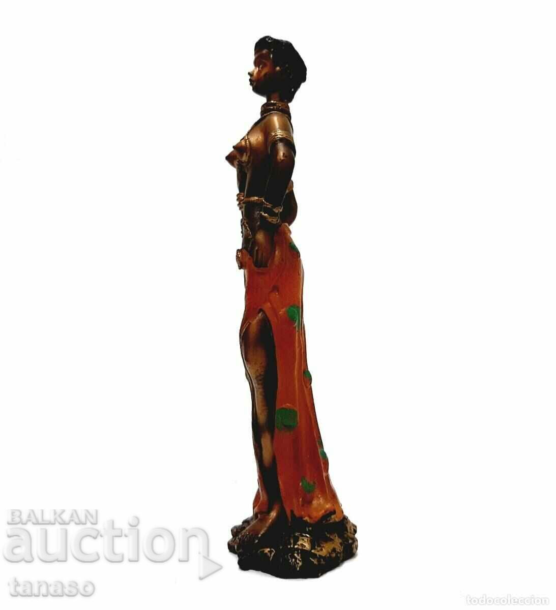 Delivery of Figure, sculpture of an African woman(12.3)