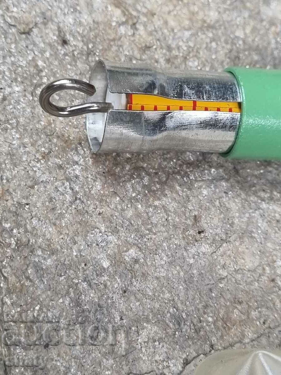 Auction Old school scale. Libra Auction Old school scale. Libra