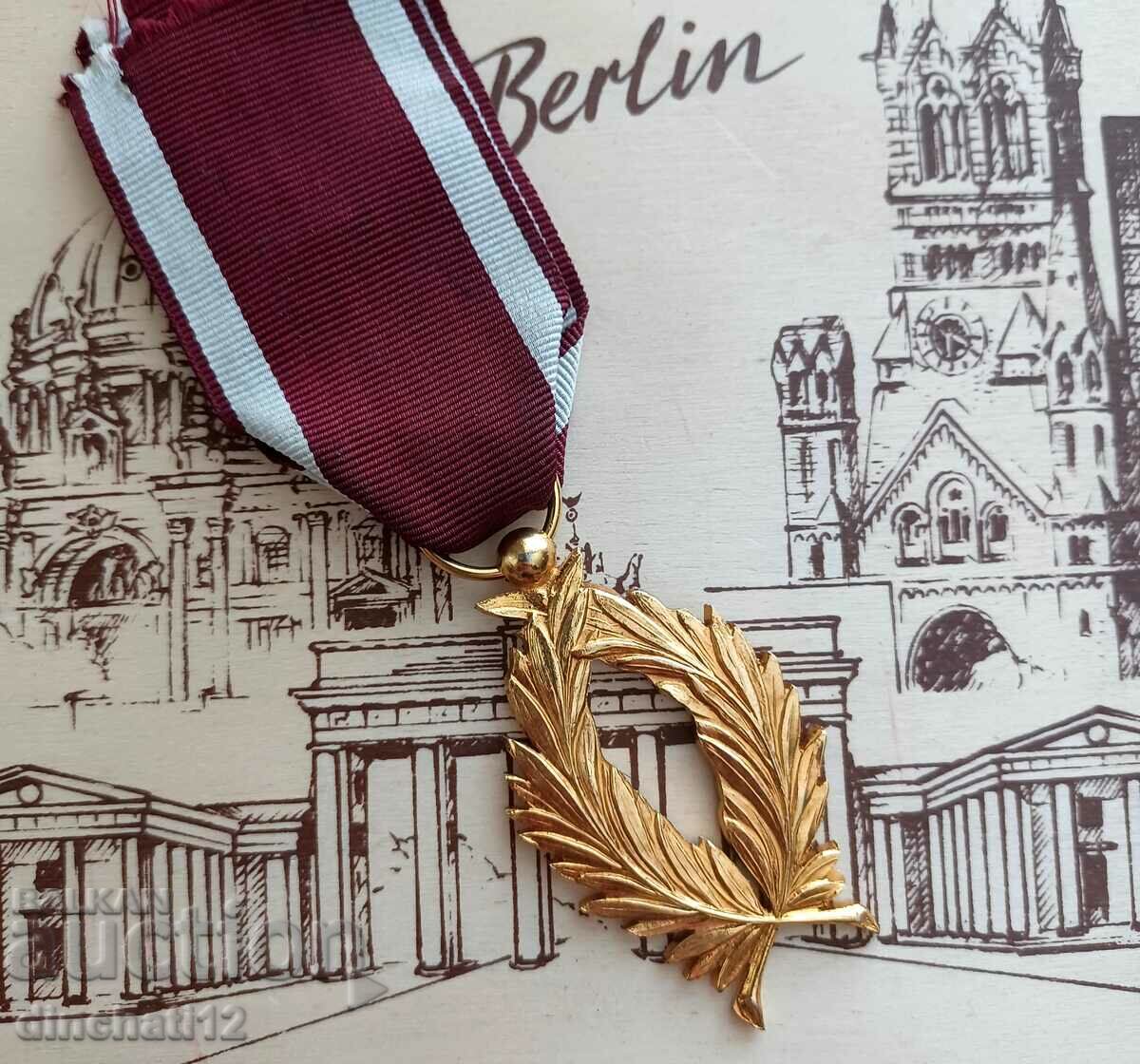 Delivery of BELGIAN ORDER OF THE PALM GOLDEN CROWN - Belgium Delivery of BELGIAN ORDER OF THE PALM GOLDEN CROWN - Belgium