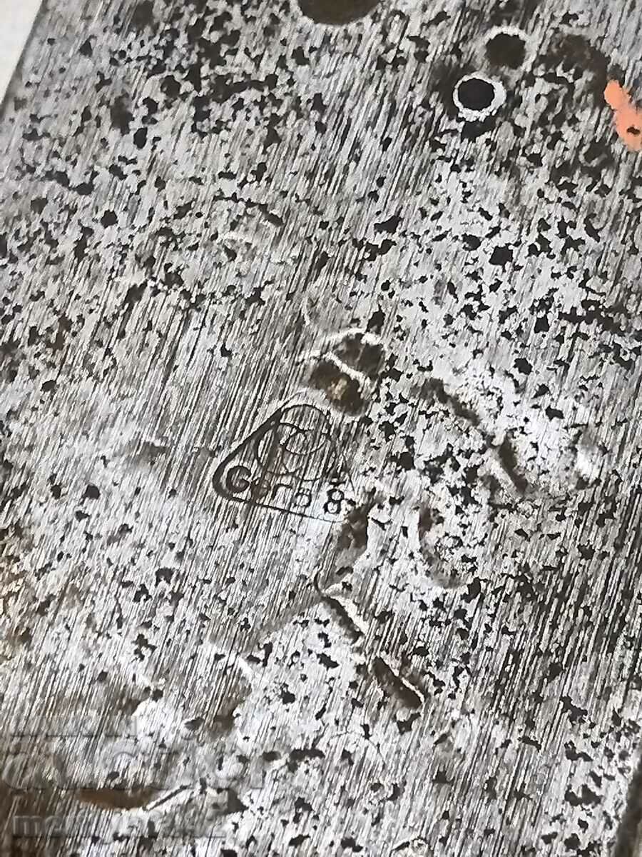 Παράδοση Μεγάλο κλειδί με σπάνιο πολεμικό πολυβόλο της Βέρμαχτ του Β' Παγκοσμίου Πολέμου Παράδοση Μεγάλο κλειδί με σπάνιο πολεμικό πολυβόλο της Βέρμαχτ του Β' Παγκοσμίου Πολέμου