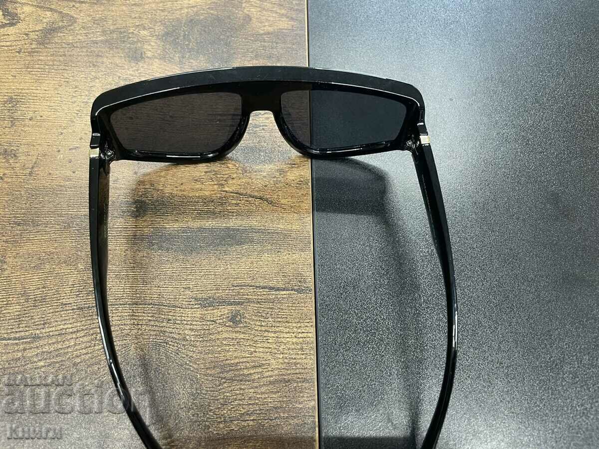 Auction Sunglasses Dolce & Gabbana 9529 144-137 Auction Sunglasses Dolce & Gabbana 9529 144-137