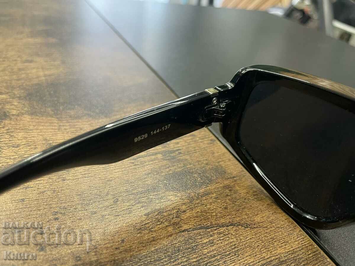 Sunglasses Dolce & Gabbana 9529 144-137 - 6 Sunglasses Dolce & Gabbana 9529 144-137 - 6