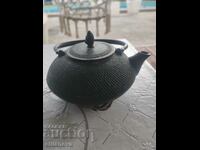 Cast iron kettle