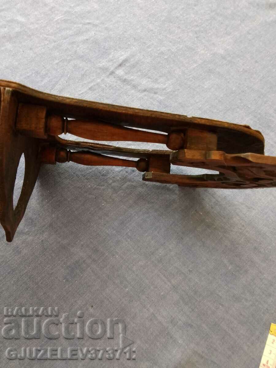 Collectible Old home iconostasis, lamp Woodcarving with price 119.00 BGN | € 60.84 Collectible Old home iconostasis, lamp Woodcarving with price 119.00 BGN | € 60.84