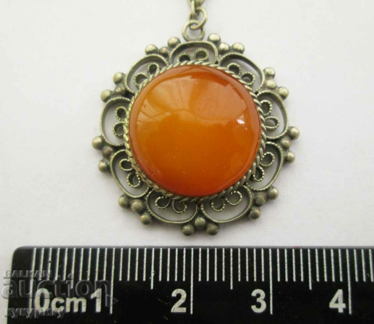 Old necklace locket jewelry pendant with amber with price 25.00 BGN | € 12.78 Old necklace locket jewelry pendant with amber with price 25.00 BGN | € 12.78