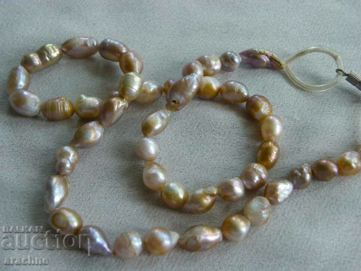 Auction Mikimoto Natural Baroque Japanese Pearl Necklace Auction Mikimoto Natural Baroque Japanese Pearl Necklace