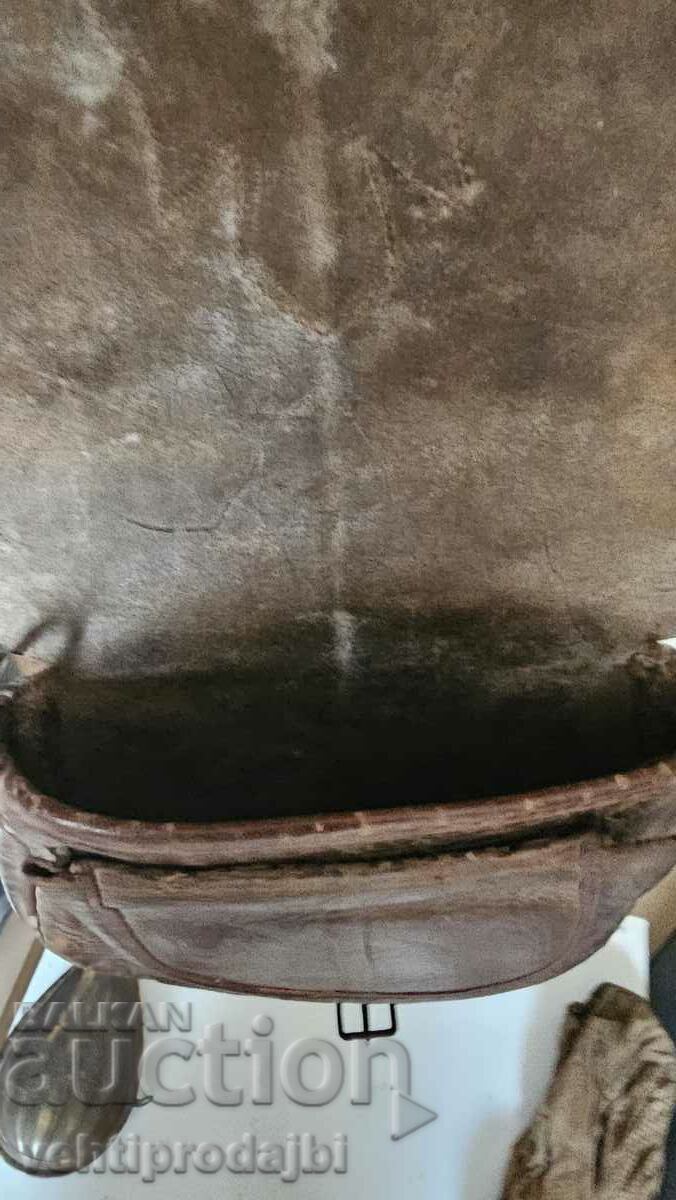 Delivery of Old military items Delivery of Old military items