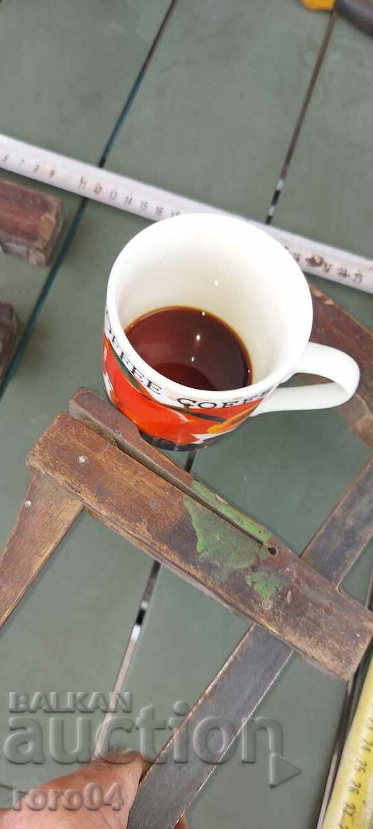 Auction CARPENTRY CLAMPS - PAIR - EARLY PATTERN Auction CARPENTRY CLAMPS - PAIR - EARLY PATTERN