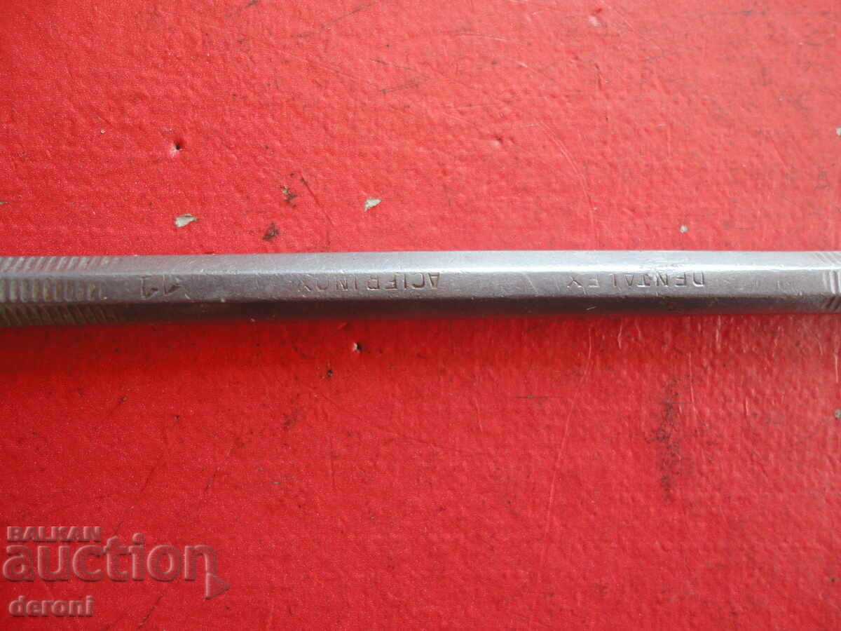 Dental instrument markings with price 10.00 BGN | € 5.11