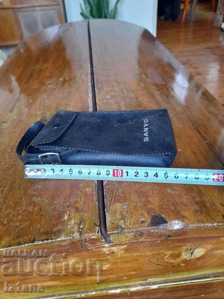 Old Sanyo case - 5 Old Sanyo case - 5