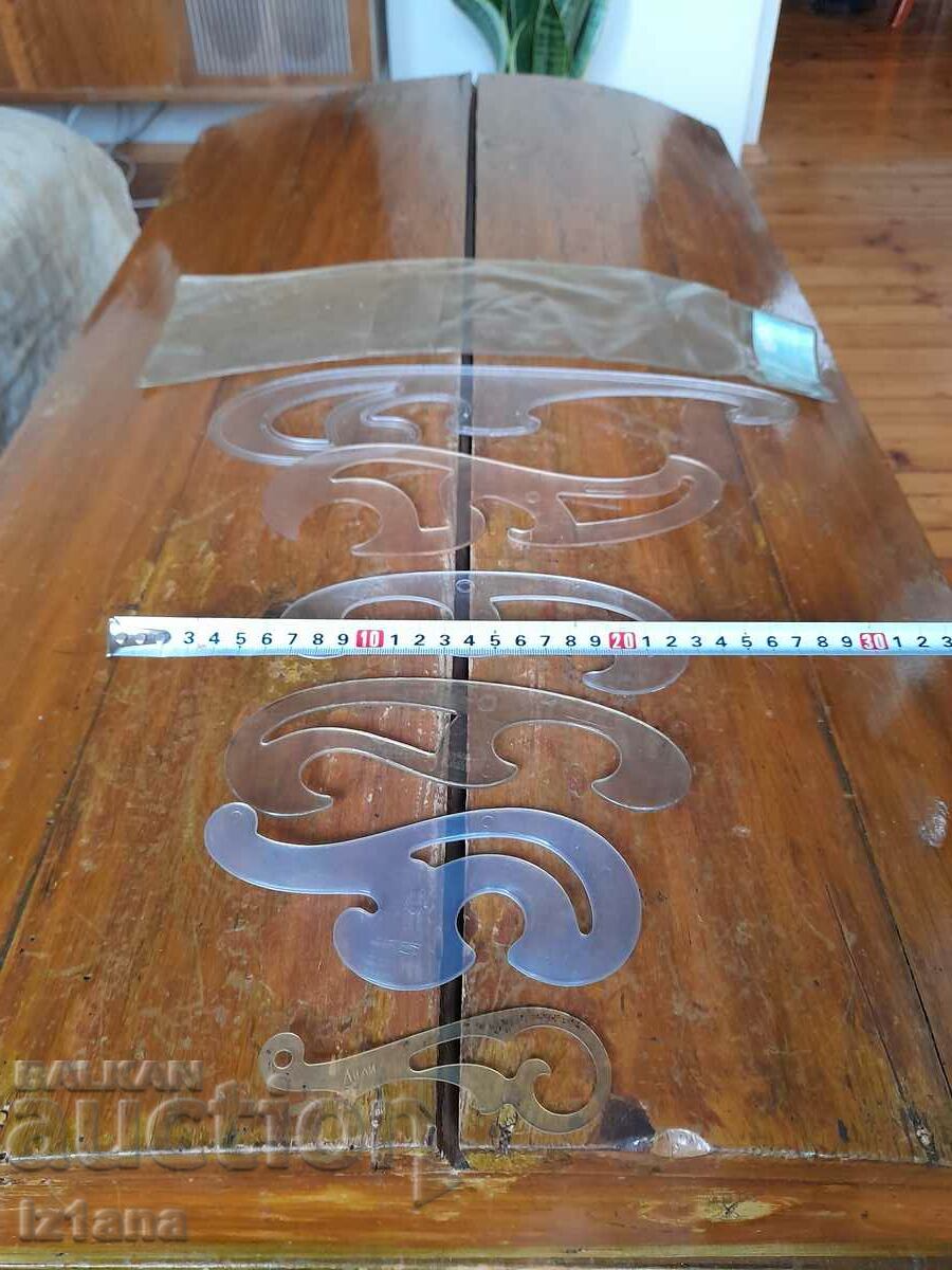 Set of plastic curves, drawing devices - 5 Set of plastic curves, drawing devices - 5