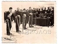 1954 MIC VECHI FOTO SKI RUNNING BKP 6TH CONGRESS G927