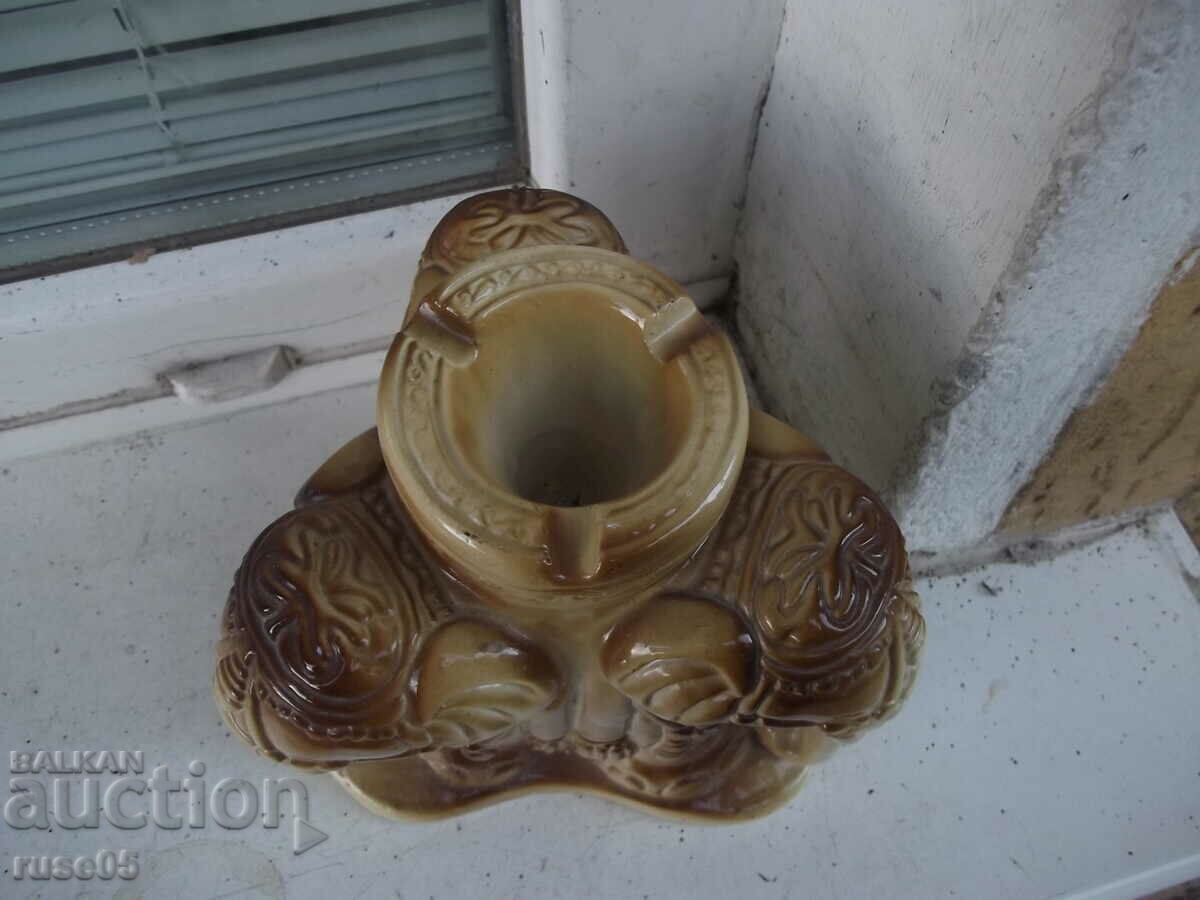 Пепелник "Три слона" с цена 20.00 лв. | € 10.23 Пепелник "Три слона" с цена 20.00 лв. | € 10.23