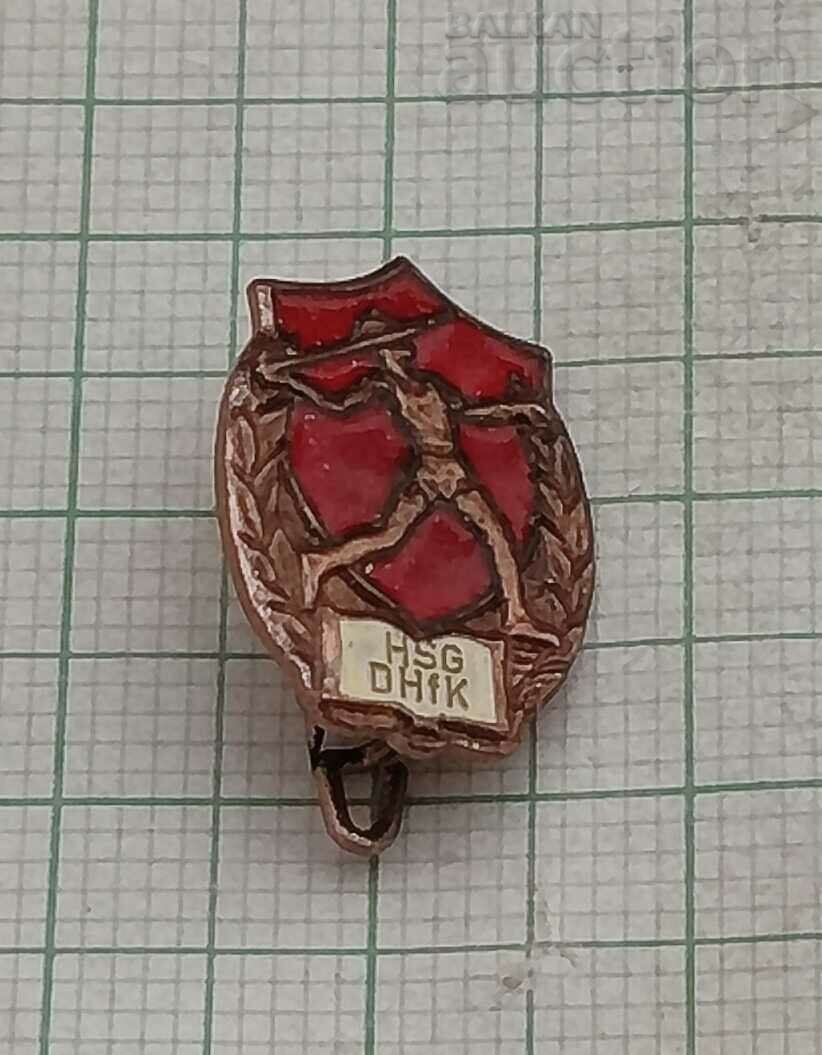 DDR GDR SPORT BADGE ENAMEL