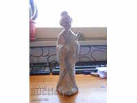 Porcelain figurine - geisha (Japan)