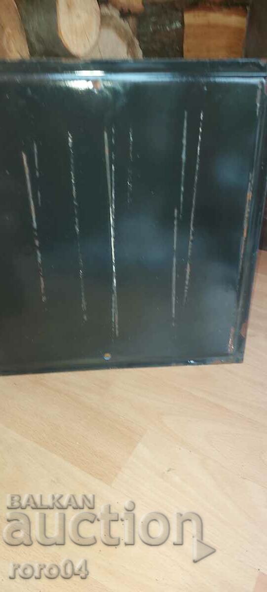 OLD ENAMEL SIGN - 5 OLD ENAMEL SIGN - 5