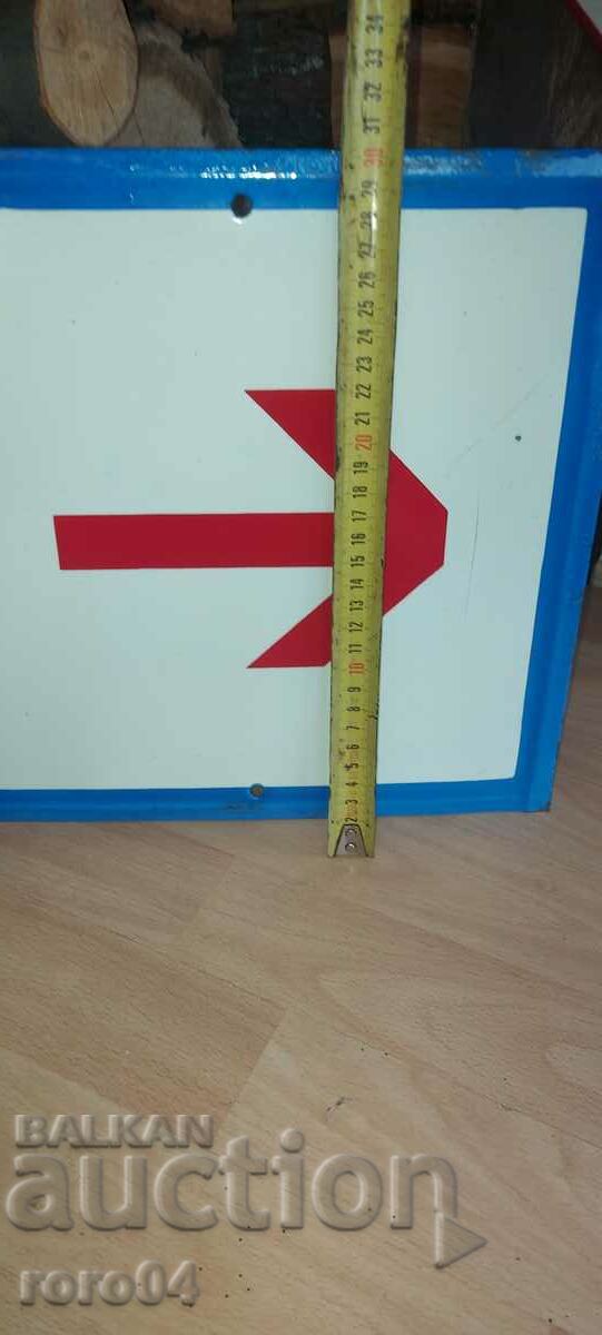 Auction OLD ENAMEL SIGN Auction OLD ENAMEL SIGN