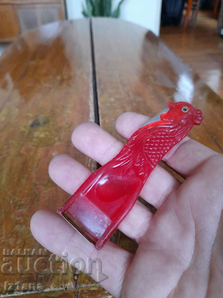 Old souvenir knife with price 32.00 BGN | € 16.36 Old souvenir knife with price 32.00 BGN | € 16.36