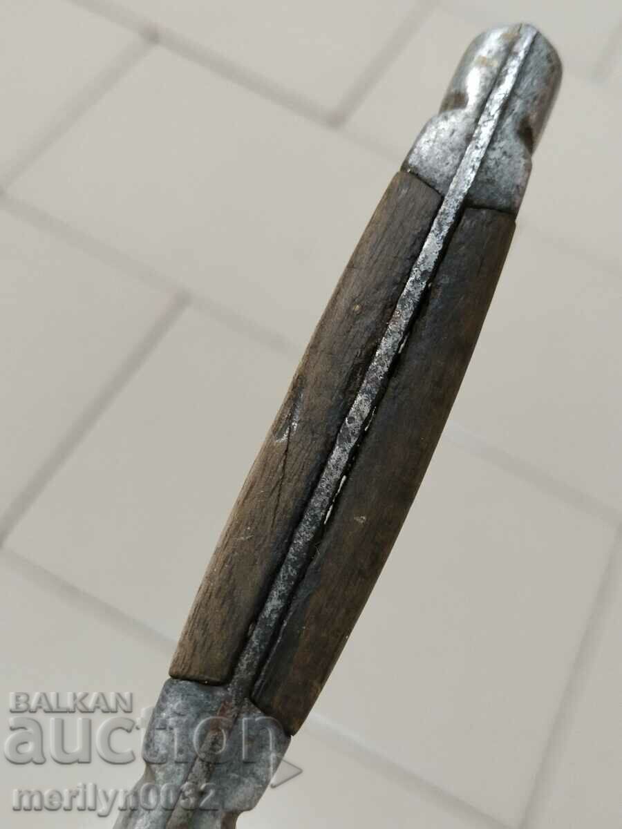 Livrarea Cuțit vechi fără mâner