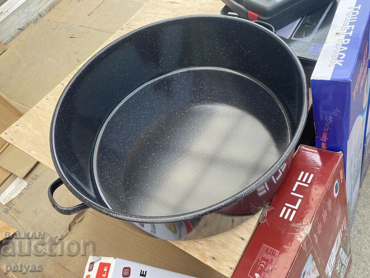 Enamel tray for lutenitsa and sweet 55 CM with price 104.50 BGN | € 53.43