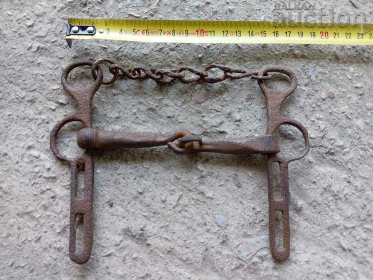 Old wrought bridle bridle wrought iron, harness with price 21.00 BGN | € 10.74 Old wrought bridle bridle wrought iron, harness with price 21.00 BGN | € 10.74