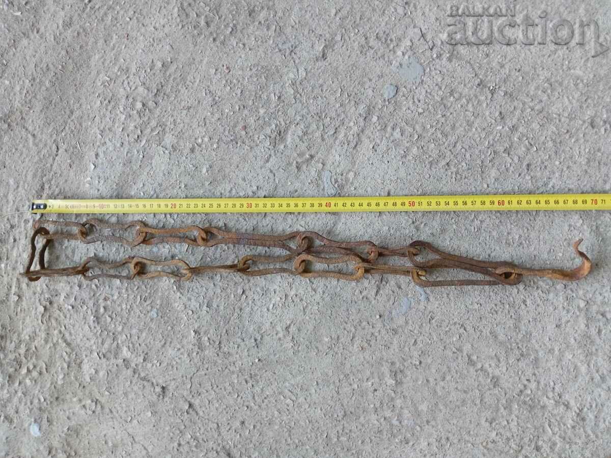 Delivery of Old wrought iron chain with hook, hearth chain hook chain Delivery of Old wrought iron chain with hook, hearth chain hook chain