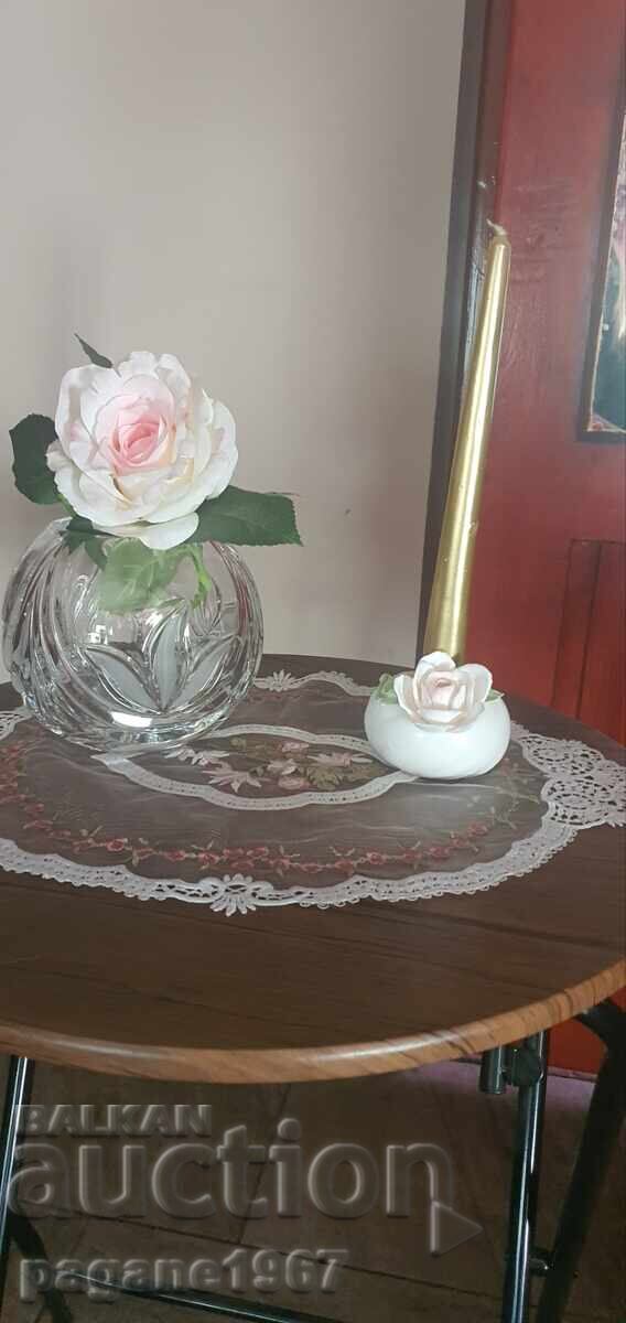 Κηροπήγια από πορσελάνη Κηροπήγια από πορσελάνη