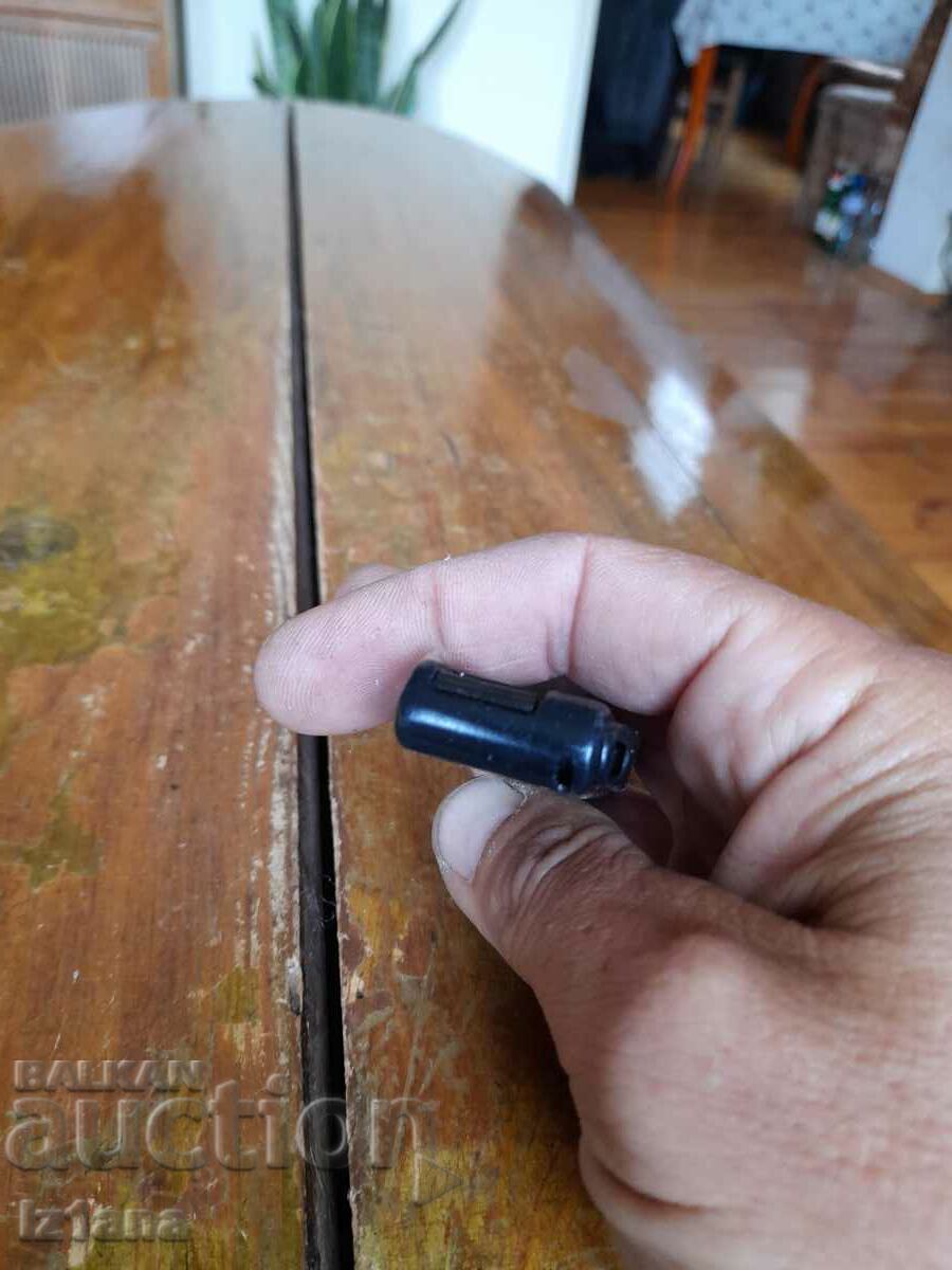 Delivery of An old Marlboro lighter Delivery of An old Marlboro lighter