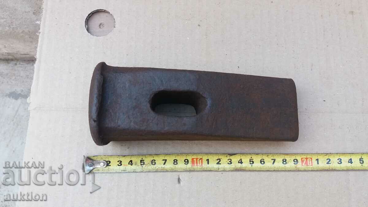 MASSIVE LARGE MARKED HAMMER - SOC. with price 13.99 BGN | € 7.15 MASSIVE LARGE MARKED HAMMER - SOC. with price 13.99 BGN | € 7.15