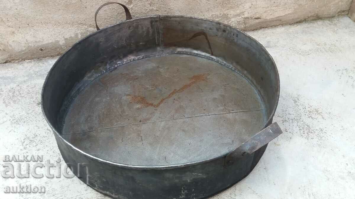 OLD MAIVA WROUGHT TRAY FOR LUTENICE, LAMB, ETC. - 6 OLD MAIVA WROUGHT TRAY FOR LUTENICE, LAMB, ETC. - 6