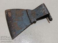 Old hatchet satyr ax without sap