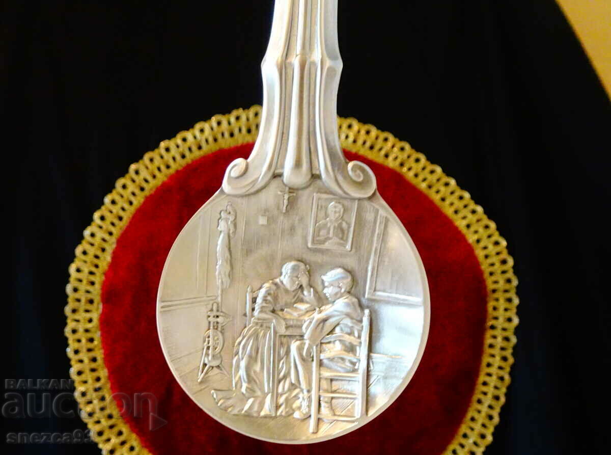 Pewter spoon with painting by Hans Thoma. with price 19.00 BGN | € 9.71