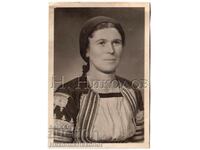 SMALL OLD PHOTO WOMAN IN FOLK COSTUME G962