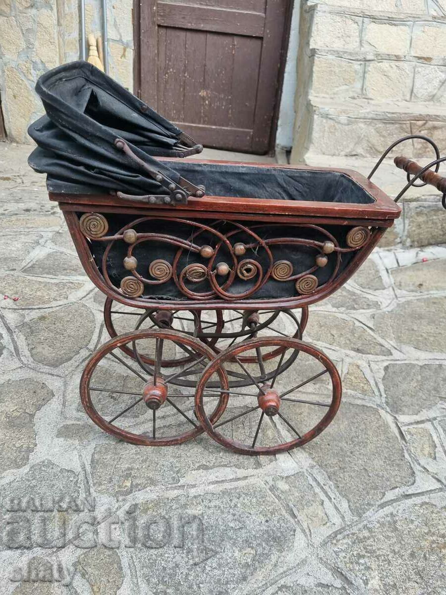 Old doll carriage