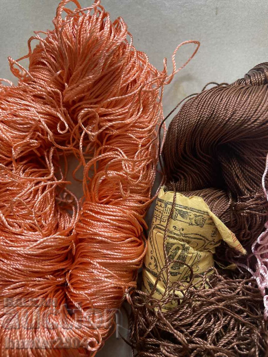 Embroidery threads - old, Czechoslovakia with price 31.95 BGN | € 16.34 Embroidery threads - old, Czechoslovakia with price 31.95 BGN | € 16.34