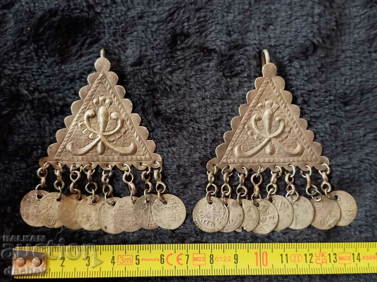 Delivery of 2 pcs. old wrought silver renaissance eyelash costume jewelry Delivery of 2 pcs. old wrought silver renaissance eyelash costume jewelry