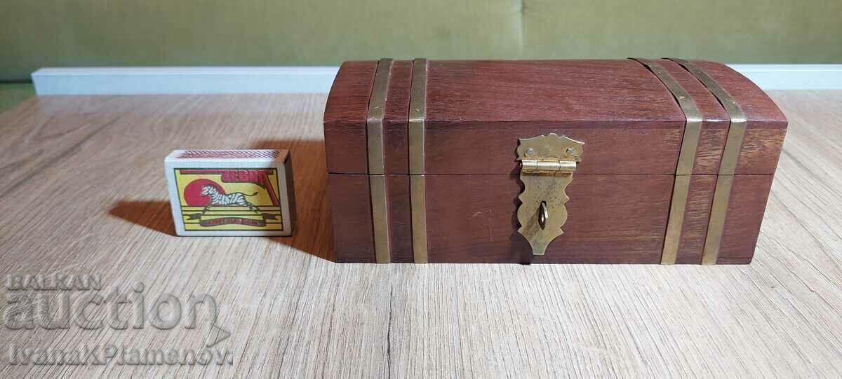 Solid wood box - 5 Solid wood box - 5