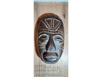 Mască Africa sculptată în lemn
