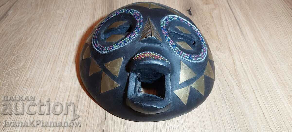 Wood carving Africa mask ironwork brass Wood carving Africa mask ironwork brass